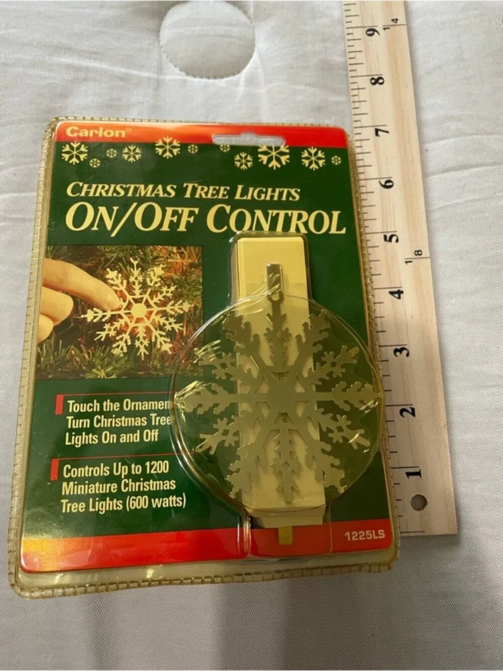 Carlon Christmas Tree Lights On/Off Control - silver Snowflake Ornament